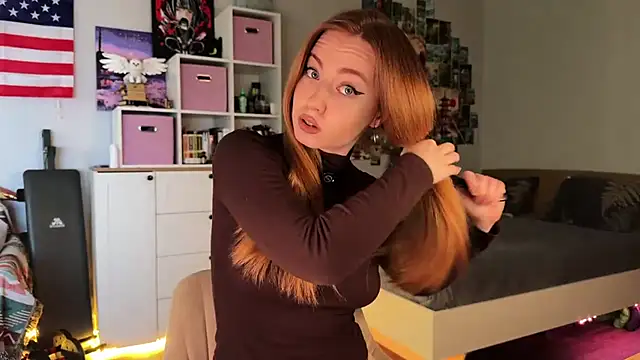 LinaWitch online show from 04-14-26, 01:38