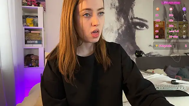 Snapshot of LinaWitch chatting on 02-03-25, 08:13 LinaWitch online show from 02-03-25, 08:13