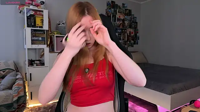 LinaWitch online show from 11-06-25, 10:41