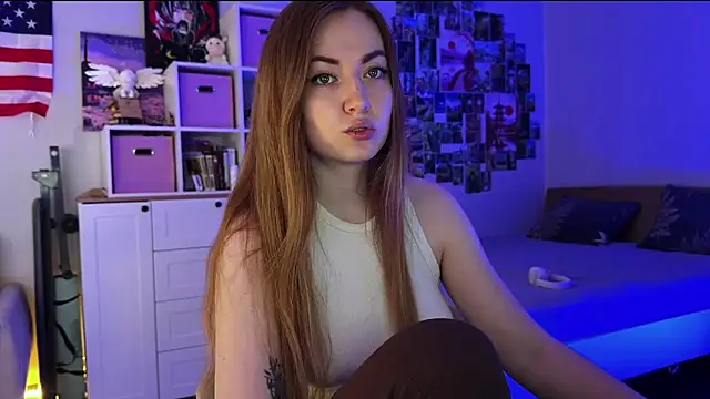Snapshot of LinaWitch chatting on 07-23-26, 02:46 LinaWitch online show from 07-23-26, 02:46