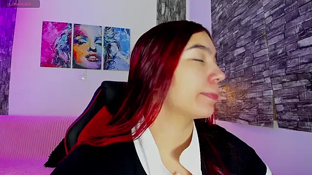 Ariadna sc online show from 09-19-25, 01:26