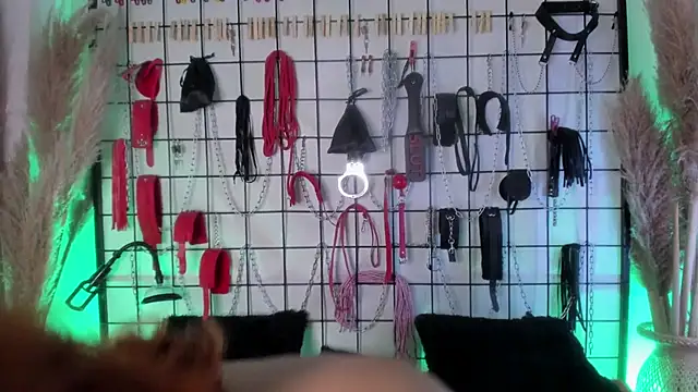 charrlotte quinn online show from 03-19-25, 11:36