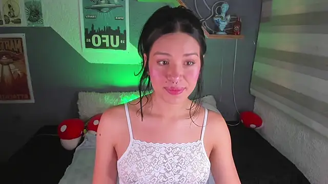 MiaaRose online show from 10-17-25, 04:42