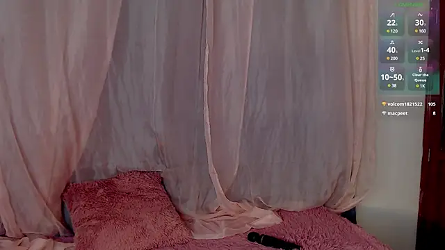 Snapshot of lanaturner_ chatting on 03-16-25, 02:10 lanaturner  online show from 03-16-25, 02:10