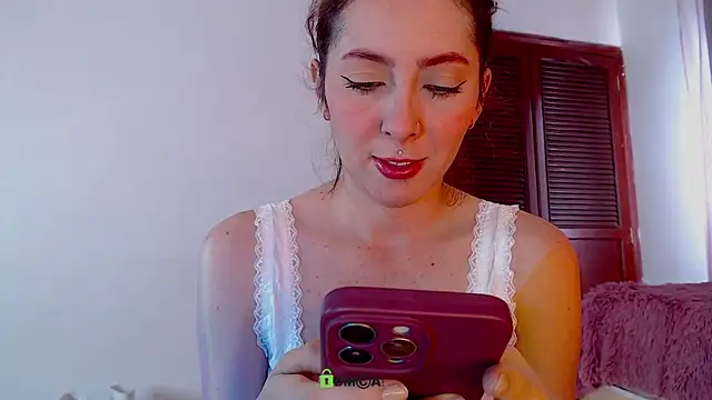 Snapshot of lanaturner_ chatting on 09-09-25, 09:02 lanaturner  online show from 09-09-25, 09:02