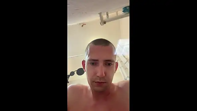 Snapshot of czruz chatting on 06-29-26, 11:37 czruz online show from 06-29-26, 11:37