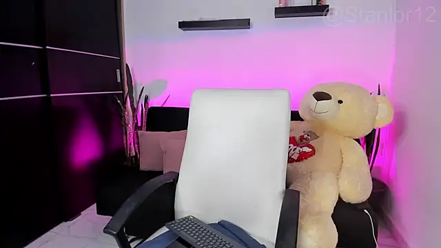 Stanlor1226 online show from 09-16-25, 12:55