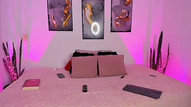 Stanlor1226 online show from 01-13-26, 01:09