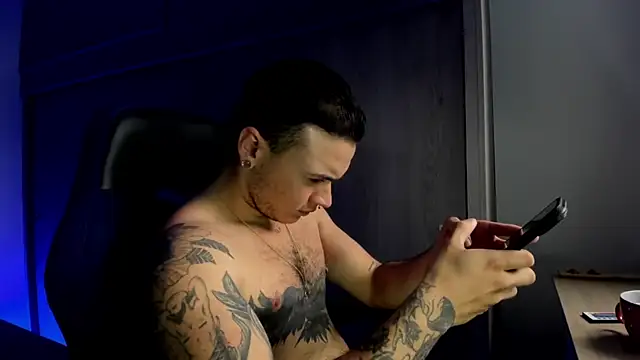 male pussy online show from 01-11-26, 06:48