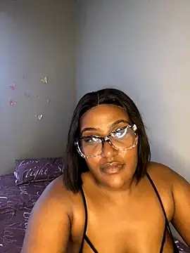 Snapshot of yummydoll97 chatting on 11-14-25, 02:54 yummydoll97 online show from 11-14-25, 02:54