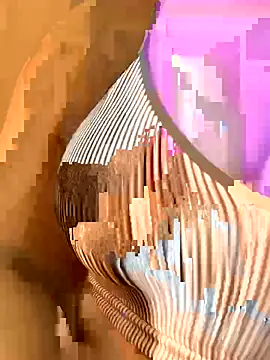 Snapshot of yummydoll97 chatting on 02-13-25, 08:17 yummydoll97 online show from 02-13-25, 08:17