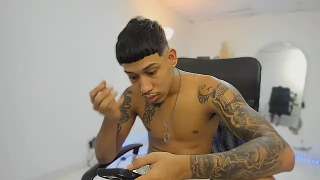 slim master12 online show from 01-17-26, 11:47