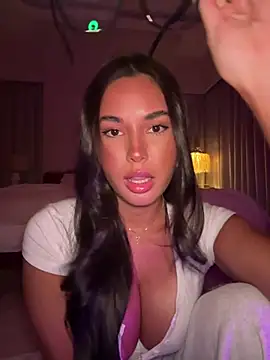 Lizhush  online show from 03-12-26, 04:00