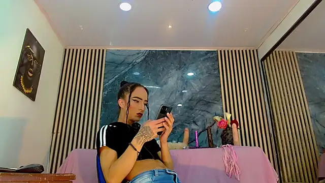 PriscilaRainbow online show from 02-28-25, 01:58