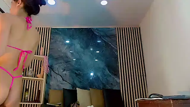 PriscilaRainbow online show from 10-27-25, 08:32