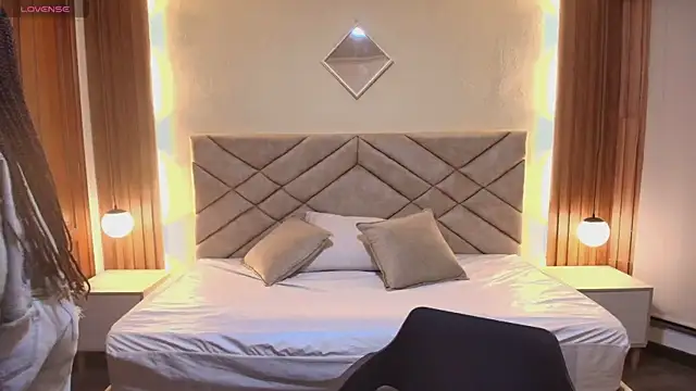 Raquel jones online show from 02-10-26, 12:04