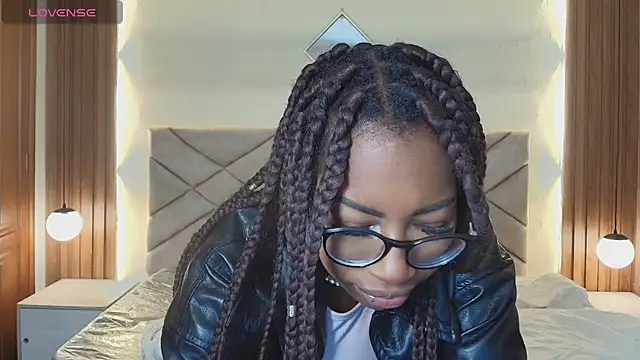 Raquel jones online show from 07-11-26, 12:05