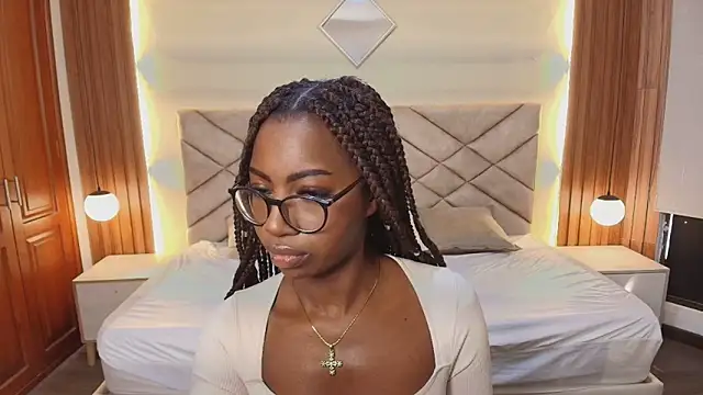 Raquel jones online show from 03-07-26, 07:19