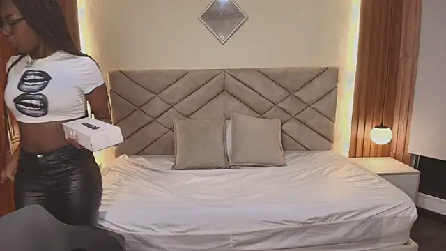 Raquel jones online show from 02-25-26, 12:27