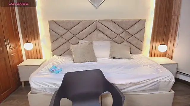 Raquel jones online show from 03-04-26, 12:13