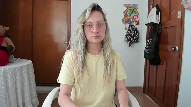 Snapshot of Adele_johnsonn1 chatting on 07-03-26, 04:24 Adele johnsonn1 online show from 07-03-26, 04:24