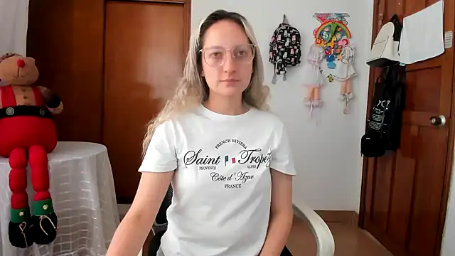 Adele johnsonn1 online show from 02-25-26, 04:18