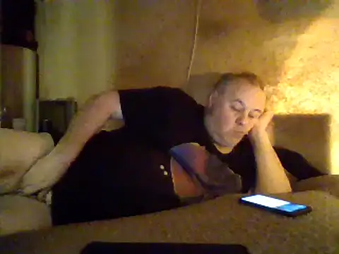 Snapshot of Nightshade7712 chatting on 02-27-25, 01:41 Nightshade7712 online show from 02-27-25, 01:41