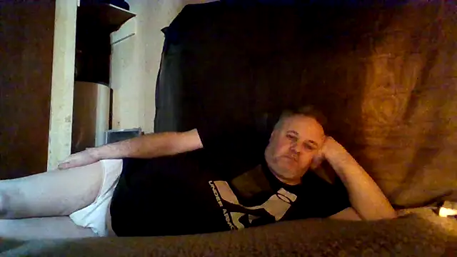 Nightshade7712 online show from 11-05-25, 07:00