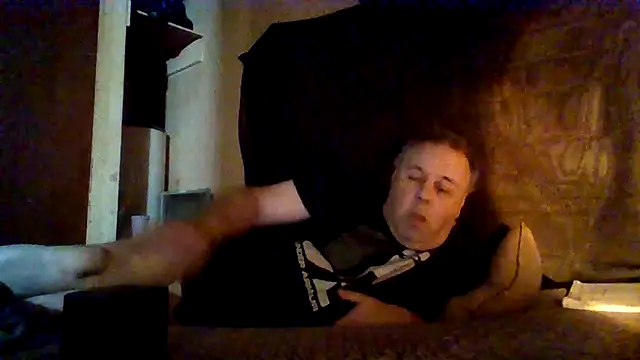 Nightshade7712 online show from 10-27-25, 05:03