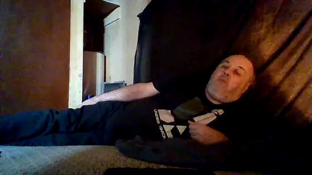 Nightshade7712 online show from 12-22-25, 03:06