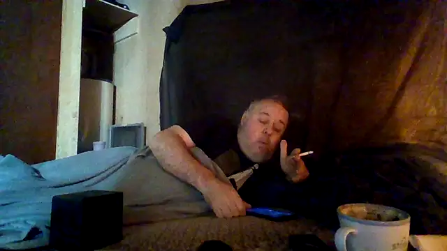 Nightshade7712 online show from 11-12-25, 05:39