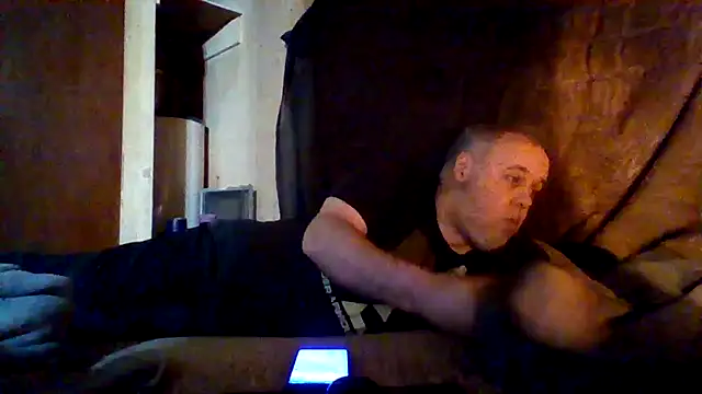 Nightshade7712 online show from 12-01-25, 10:21