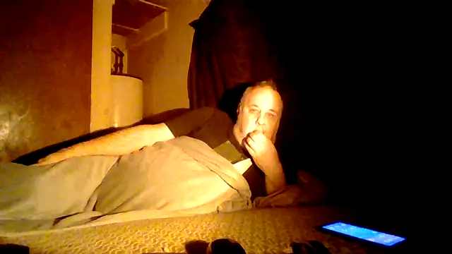 Nightshade7712 online show from 11-19-25, 08:53