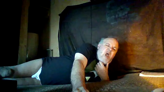 Nightshade7712 online show from 10-23-25, 09:46