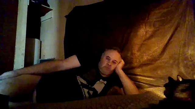 Snapshot of Nightshade7712 chatting on 10-10-25, 10:43 Nightshade7712 online show from 10-10-25, 10:43