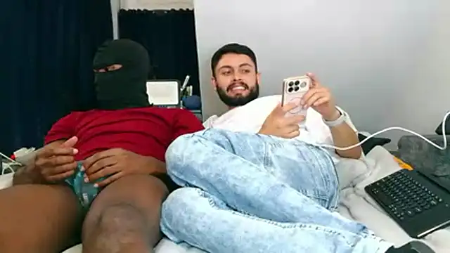 Snapshot of davgostoso chatting on 02-11-26, 06:41 davgostoso online show from 02-11-26, 06:41