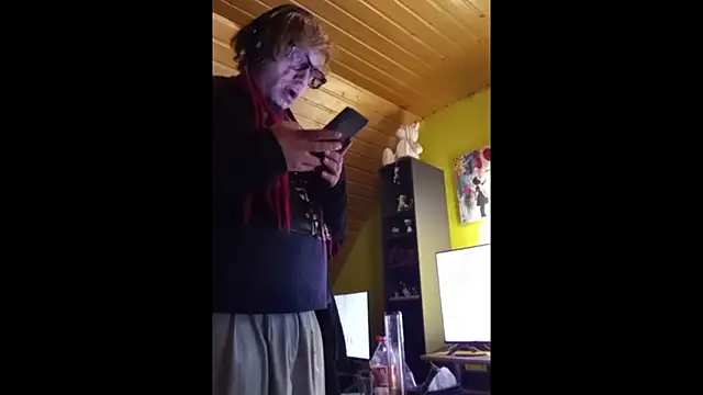 Family666Zombie online show from 07-12-26, 01:06