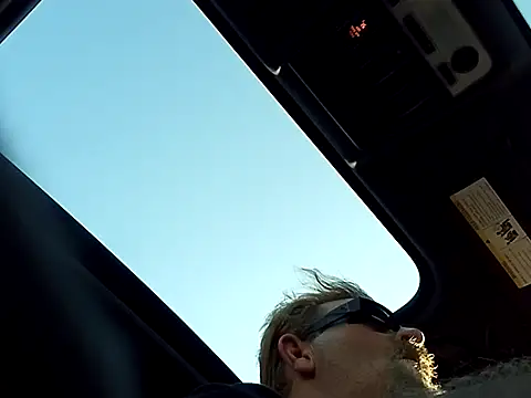 Snapshot of JakTRipr chatting on 03-16-25, 12:34 JakTRipr online show from 03-16-25, 12:34