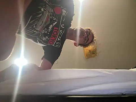 Snapshot of JakTRipr chatting on 03-14-25, 12:07 JakTRipr online show from 03-14-25, 12:07