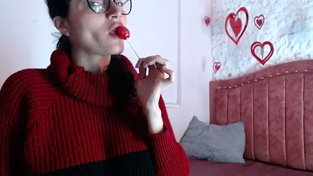 Snapshot of lunazulsj chatting on 02-18-25, 03:31 lunazulsj online show from 02-18-25, 03:31