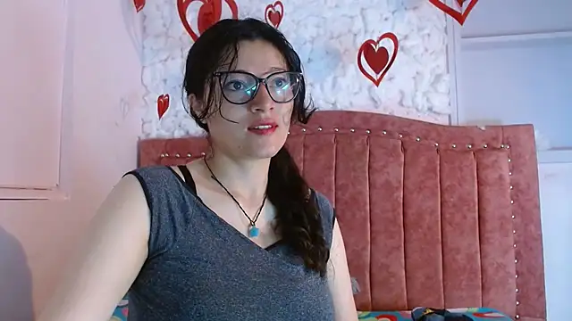 Snapshot of lunazulsj chatting on 02-12-25, 12:44 lunazulsj online show from 02-12-25, 12:44