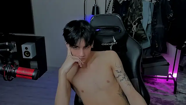 MarkBrowniii online show from 02-10-25, 07:36