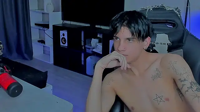 MarkBrowniii online show from 12-17-25, 02:00