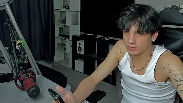 MarkBrowniii online show from 09-14-25, 02:56