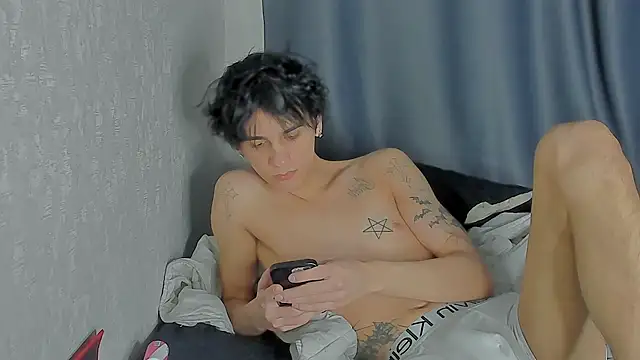 MarkBrowniii online show from 11-28-25, 02:45