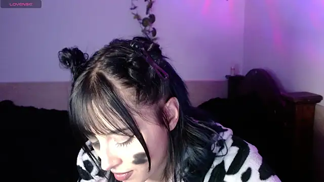 shayla bbs online show from 10-18-25, 09:06