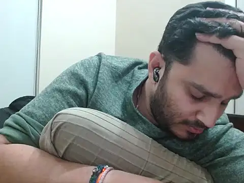 robintoit online show from 02-12-26, 03:56