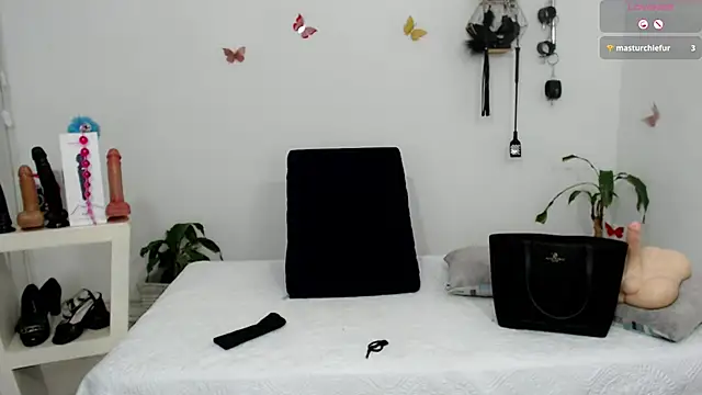 mom hot   online show from 09-25-25, 11:22