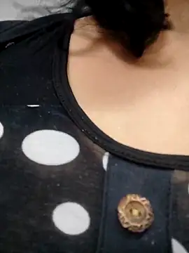 Snapshot of Natasha_milf__ chatting on 10-15-25, 12:46 Natasha milf online show from 10-15-25, 12:46