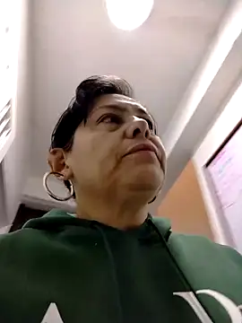 Natasha milf   online show from 04-06-26, 12:50